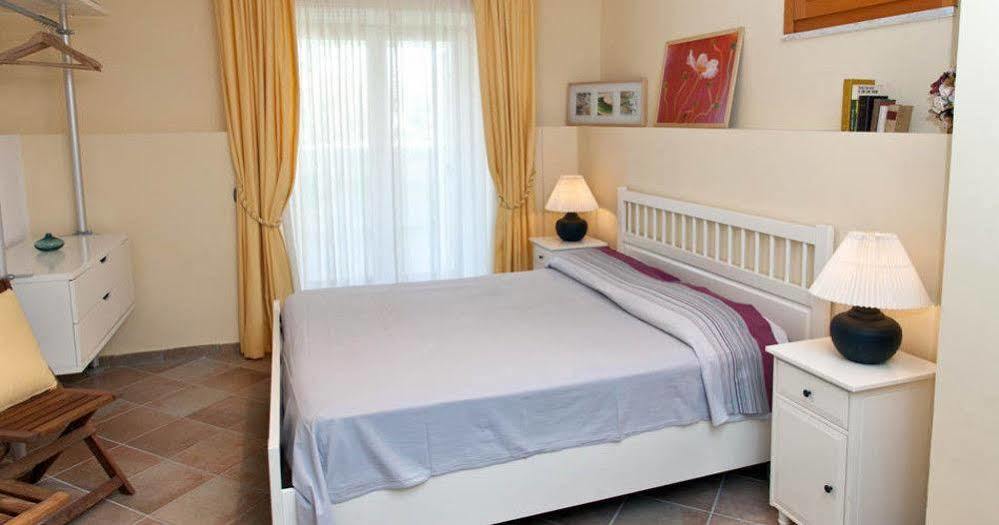 Casa Vacanze Villa Antonella By Gocce Vico Equense Extérieur photo